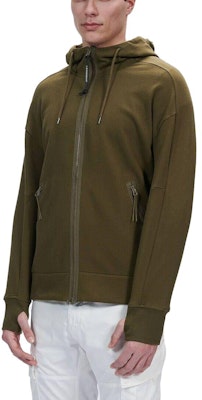 C.P.カンパニー メンズ SS23 無地カラー ジップアップ フーディージャケット. 14CMSS082A005086W683 Lookbook C.P.カンパニー メンズ SS23 無地カラー ジップアップ フーディージャケット. 14CMSS082A005086W683