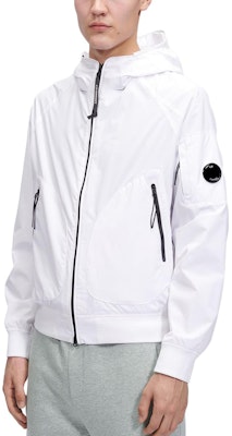 C.P. Company SS23 Jaket Putih Solid Mirror Lens dengan Resleting. 14CMOW095A004117A103 Sizing C.P. Company SS23 Jaket Putih Solid Mirror Lens dengan Resleting. 14CMOW095A004117A103