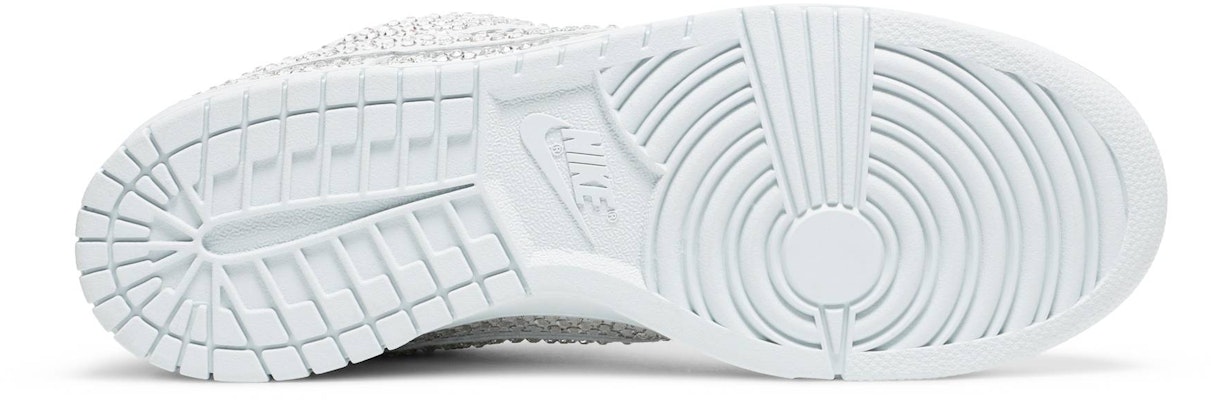 Cactus Plant Flea Market x Swarovski x Nike Dunk Low 'Pure Platinum' Dalam Platinum CZ2670-001 Shop Cactus Plant Flea Market x Swarovski x Nike Dunk Low 'Pure Platinum' Dalam Platinum CZ2670-001