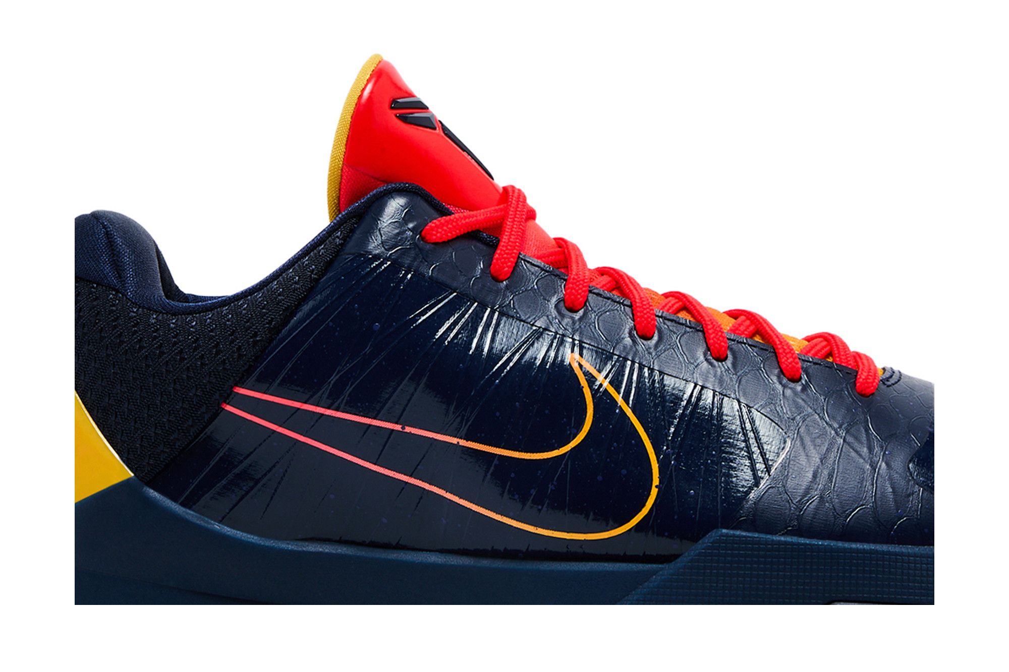 Shop 凯特琳·克拉克 x 耐克 Zoom Kobe 5 Protro '印第安纳狂热' IM3207-400