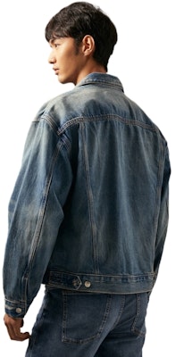 Calvin Klein American Retro Classic Denim Jacket with Studded Details 40EM799 Details for Calvin Klein American Retro Classic Denim Jacket with Studded Details 40EM799