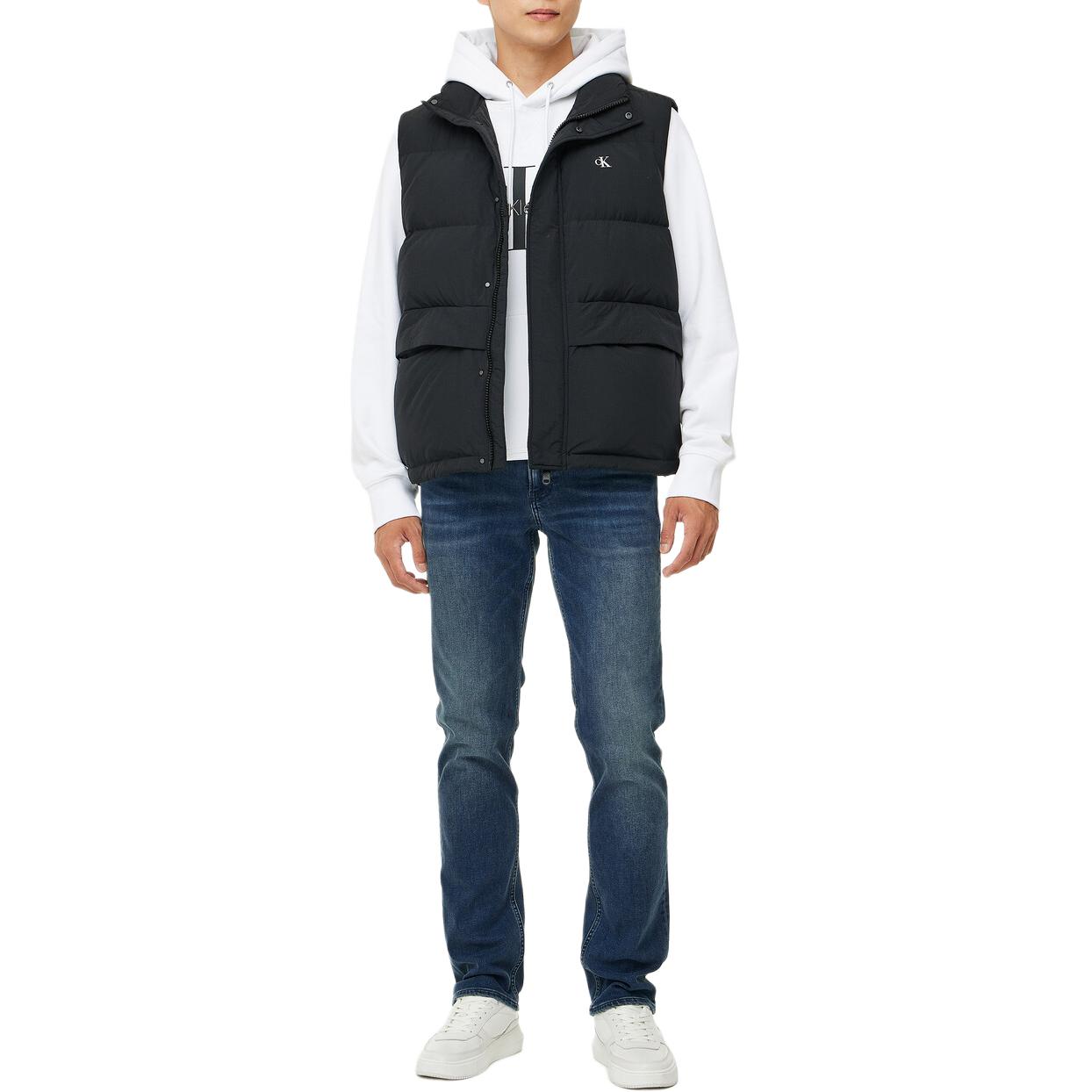 Calvin Klein  Black Jacquard Logo High Neck Vest Jacket. J326965-BEH 圖 4