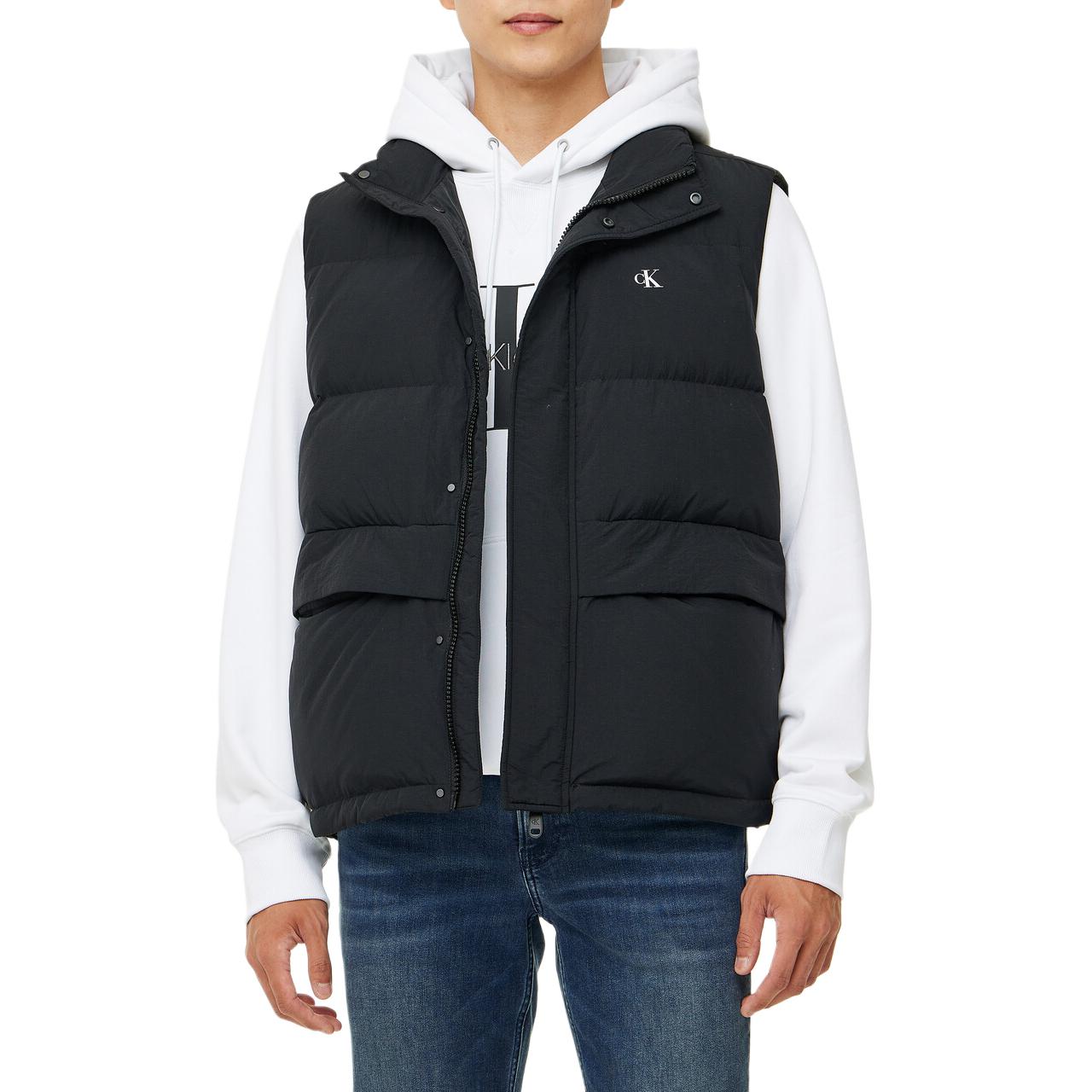 Calvin Klein  Black Jacquard Logo High Neck Vest Jacket. J326965-BEH 圖 6