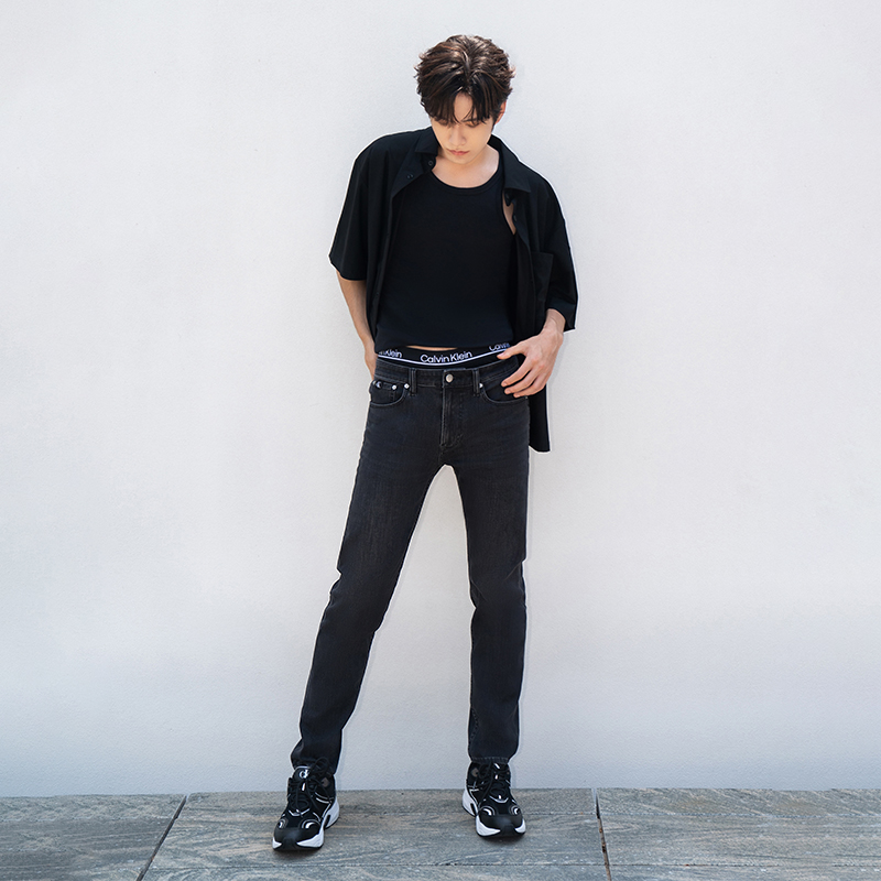 Calvin Klein  Black Washed Stretch Tapered Jeans Casual Commute Wear J325387 圖 4