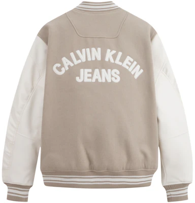 Chaqueta Varsity Colorblock Bordada Calvin Klein Casual. J324433 Sizing Chaqueta Varsity Colorblock Bordada Calvin Klein Casual. J324433