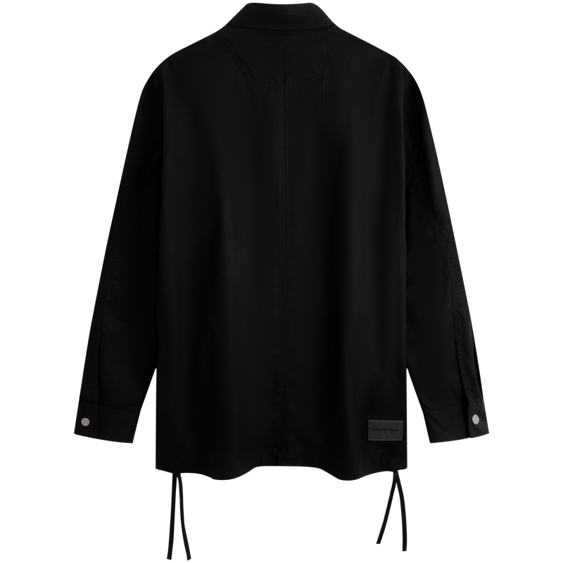 Sizing Calvin Klein Kemeja Kasual Snap-Button Outdoor dengan Hujung Tali Serut. J325013