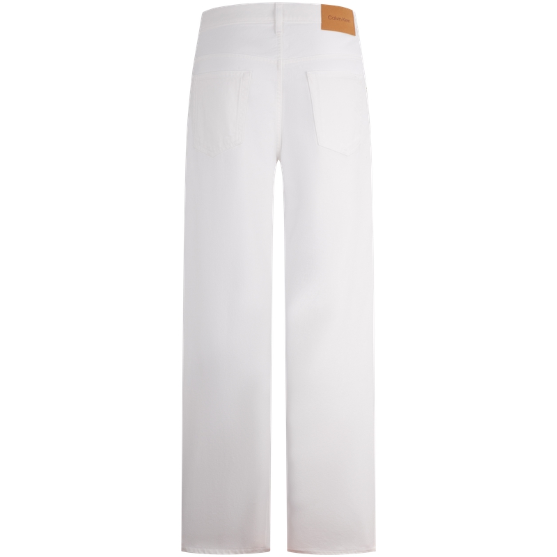 Lookbook Calvin Klein  白色復古寬鬆夏季牛仔褲 40EM704