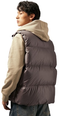 Calvin Klein Embroidered Down Vest Casual Puffer Gilet. J327351 Cheap Calvin Klein Embroidered Down Vest Casual Puffer Gilet. J327351