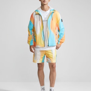 Calvin Klein Chaqueta Multicolor con Capucha y Cremallera Primavera Otoño. J323472-0K9 Shop Calvin Klein Chaqueta Multicolor con Capucha y Cremallera Primavera Otoño. J323472-0K9