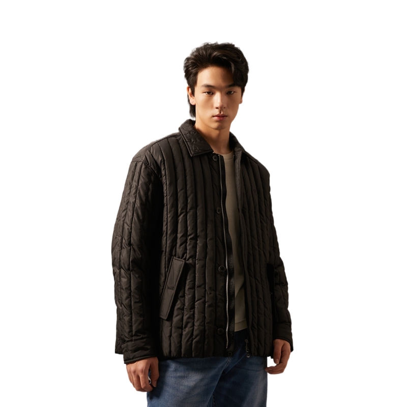 Shop Calvin Klein 男士防水菱格纹纽扣立领夹克 J326906