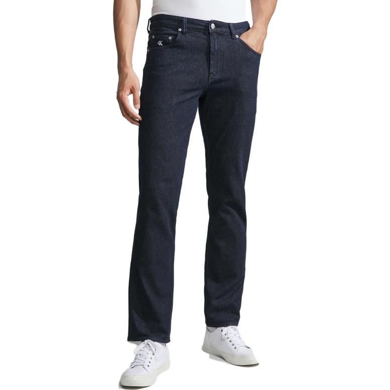 Lookbook Calvin Klein 修身刺繡彈性牛仔褲 黑色 J323110-1AP