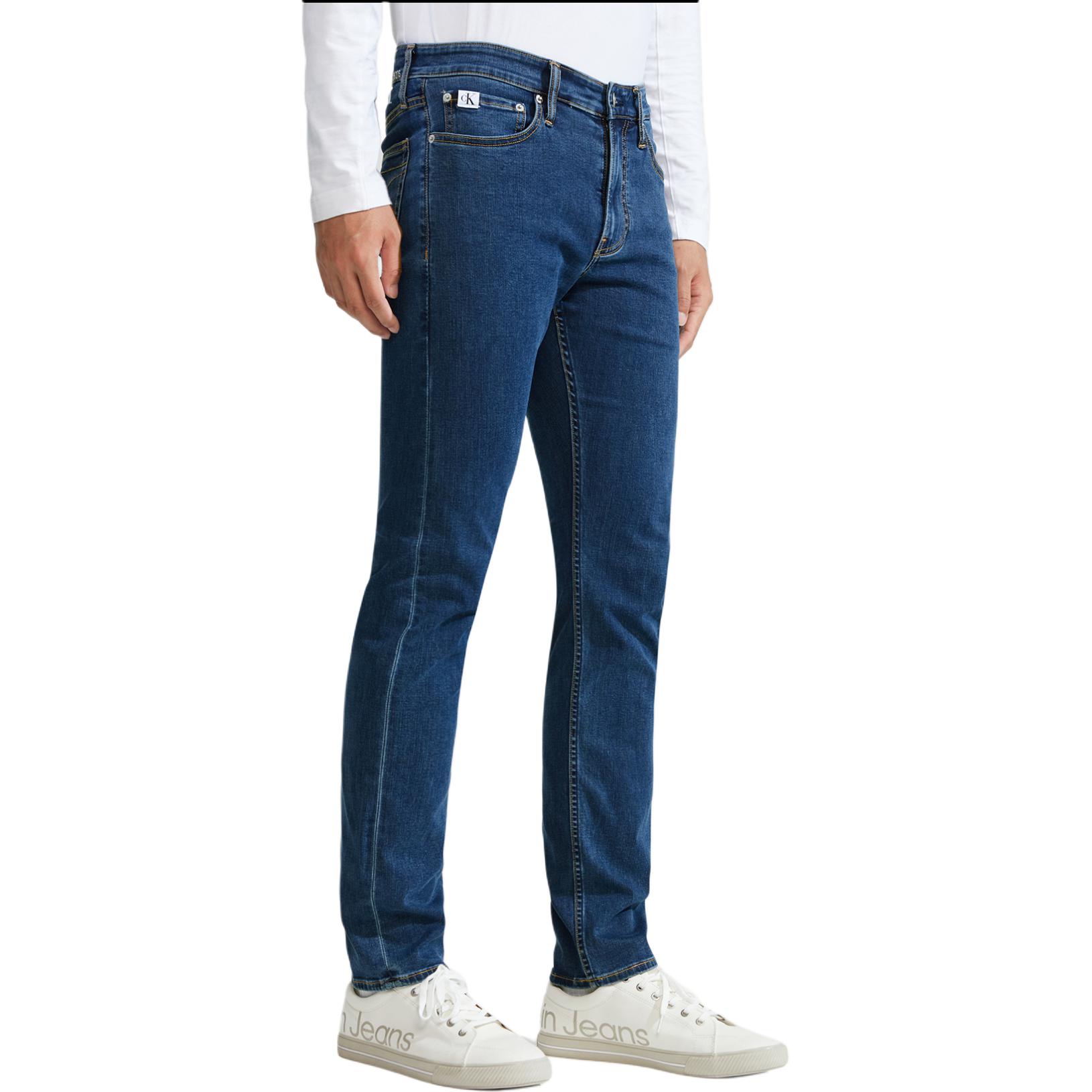 Shop 卡爾文克萊 Slim Fit 彈性丹寧快乾牛仔褲 - 藍色 J324349-1A4