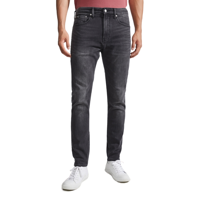 Lookbook Calvin Klein 修身錐形彈性牛仔褲 J3232671BY