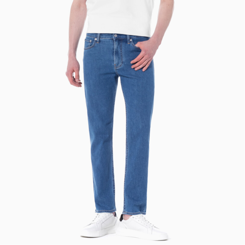 Shop CALVIN KLEIN Seluar Jeans Slim Straight Fit Biru Muda Denim. J325414-1A4