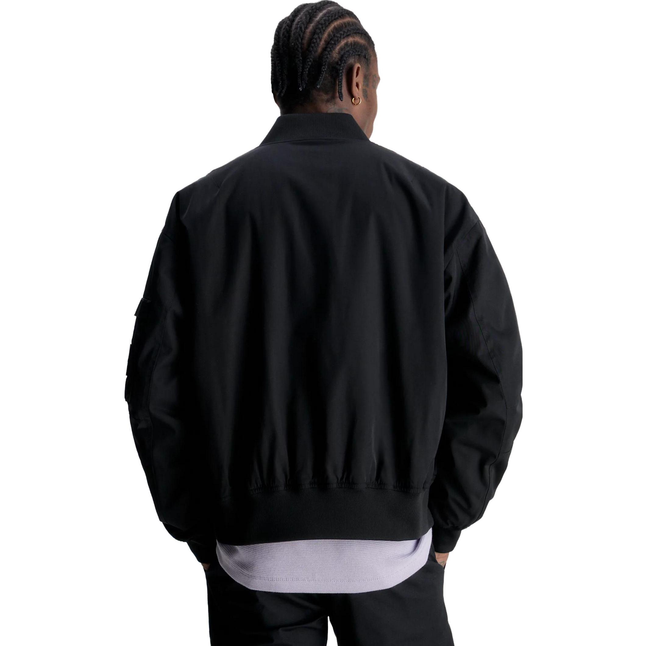 Shop Calvin Klein 素色立領拉鍊外套 - 黑色 J30J323842-BEH