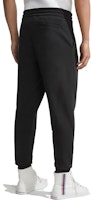 Pantalones Jogger Calvin Klein Negros con Letras y Cintura con Cordón. J323920 Shop Pantalones Jogger Calvin Klein Negros con Letras y Cintura con Cordón. J323920
