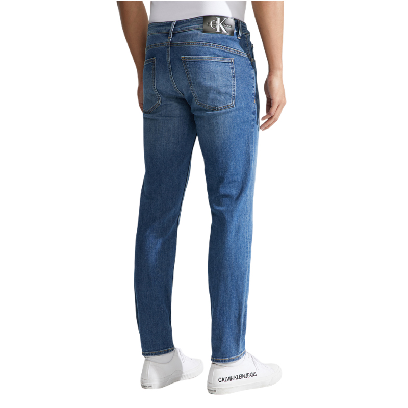 Calvin Klein  Washed Stretch Tapered Jeans Light Blue Denim. J325408 圖 7
