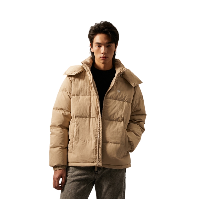 Shop Calvin Klein 防水羽絨連帽外套 休閒通勤必備 J326807