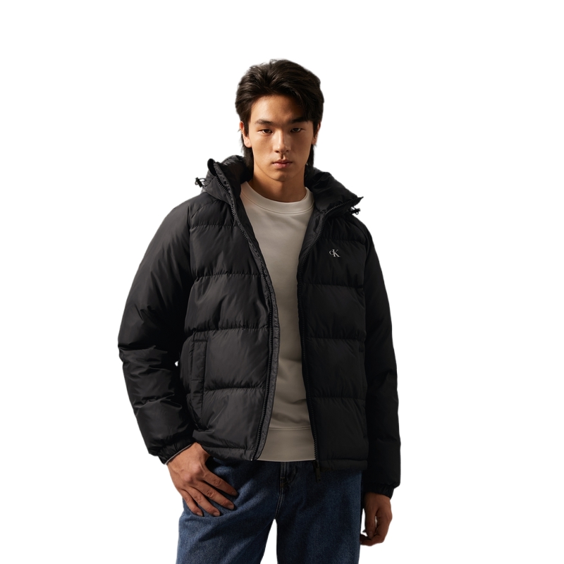 Shop CALVIN KLEIN Jaket Puffer Kalis Air dengan Hood. J326889