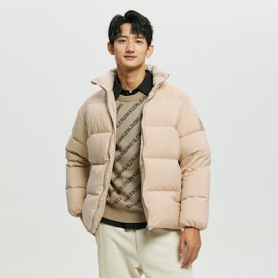 CALVIN KLEIN Winter Letter Print Puffer Down Jacket J318158_1 Lookbook CALVIN KLEIN Winter Letter Print Puffer Down Jacket J318158_1
