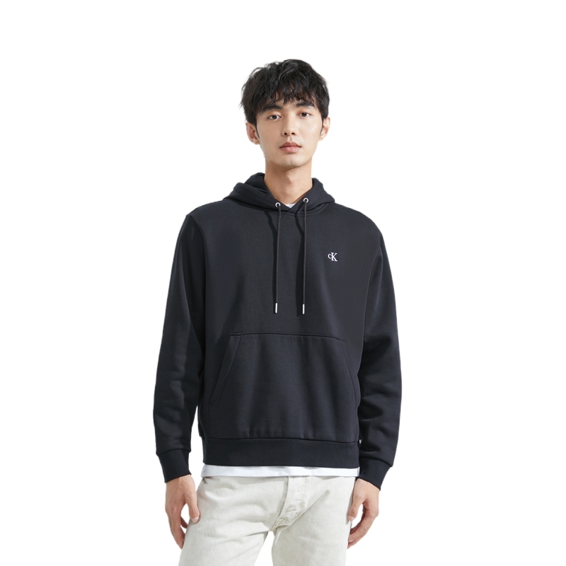 Shop Calvin Klein 男款黑色繡標休閒連帽上衣 40QM431-BAE