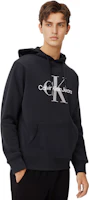 Shop Calvin Klein 黑色純色連帽休閒衛衣 J30J320805-0GR