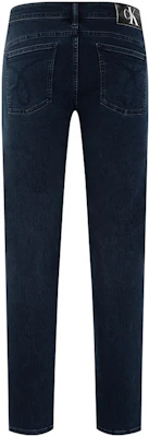 캘빈클라인 캐주얼 슬림핏 패치 스트레치 진 다크 블루 유니섹스. J324353-1BJ Lookbook 캘빈클라인 캐주얼 슬림핏 패치 스트레치 진 다크 블루 유니섹스. J324353-1BJ