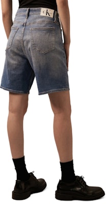 Calvin Klein Classic American Style Washed Stretch Denim Shorts Unisex J224328 Purchase Calvin Klein Classic American Style Washed Stretch Denim Shorts Unisex J224328