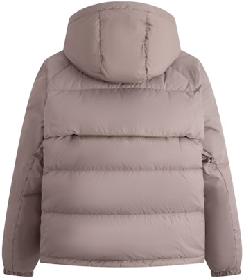 カルバンクライン クラシックパッチ フード付きダウンジャケット ユニセックスコート J324341 Lookbook カルバンクライン クラシックパッチ フード付きダウンジャケット ユニセックスコート J324341