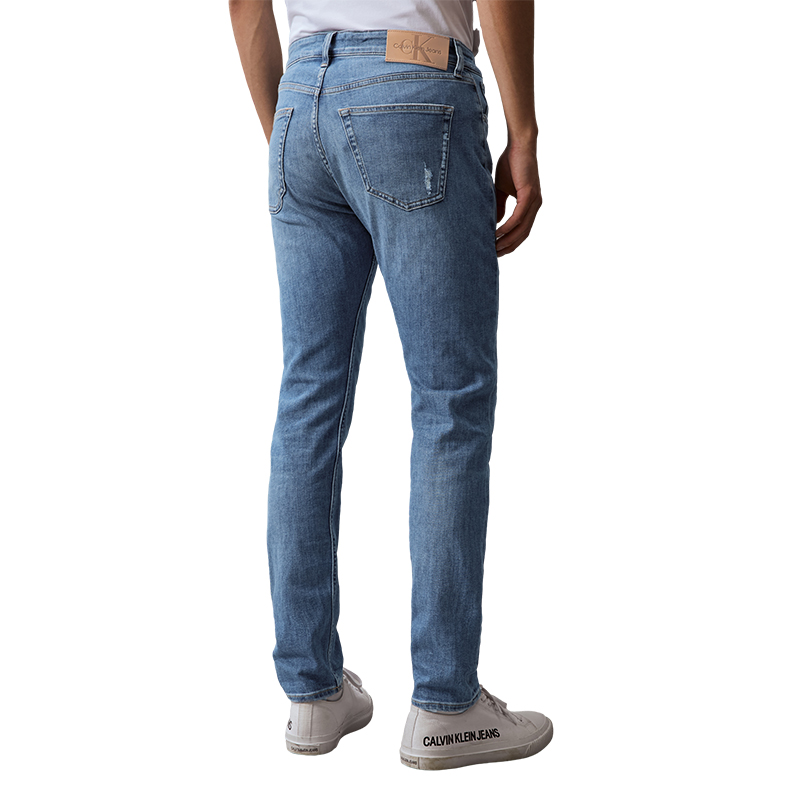 Calvin Klein Distressed Tapered Fit Jeans Men Light Wash Denim Blue J325394 圖 6