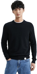 Suéter de Punto Casual Color Sólido Calvin Klein FW23. J324492 Lookbook Suéter de Punto Casual Color Sólido Calvin Klein FW23. J324492