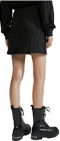 Calvin Klein FW23 Jacquard Knit Skirt Hitam Kasual. J222330 Shop Calvin Klein FW23 Jacquard Knit Skirt Hitam Kasual. J222330