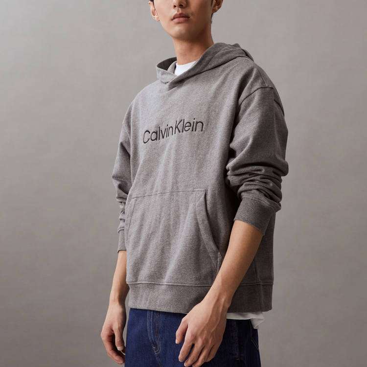 Shop 卡文克萊灰色連帽衫 - 棉質刺繡標誌休閒長袖 40HM231-030