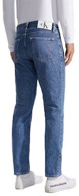 CALVIN KLEIN Jeans Casual Logo Patch Straight Fit Light Blue Denim. J325845-1A4 Lookbook CALVIN KLEIN Jeans Casual Logo Patch Straight Fit Light Blue Denim. J325845-1A4