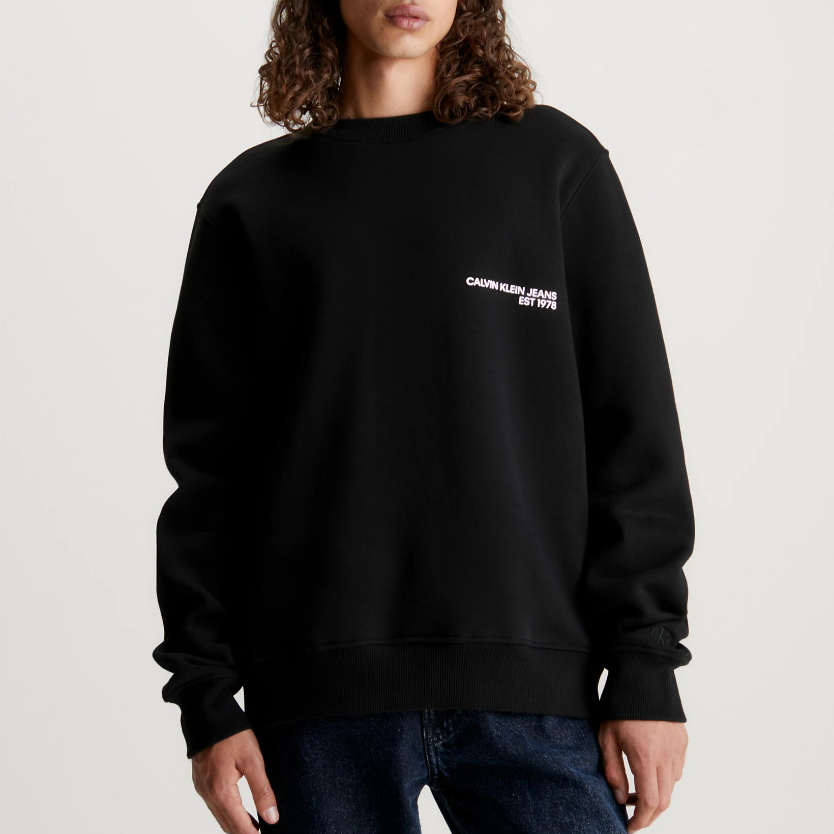 Shop 卡尔文克莱因牛仔简约Logo印黑色长袖卫衣男士欧版 J30J324625-BEH