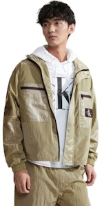 カルバンクライン ロゴパッチ ジップアップ フーディ ジャケット メンズ セージグリーン J324663-LIX Lookbook カルバンクライン ロゴパッチ ジップアップ フーディ ジャケット メンズ セージグリーン J324663-LIX
