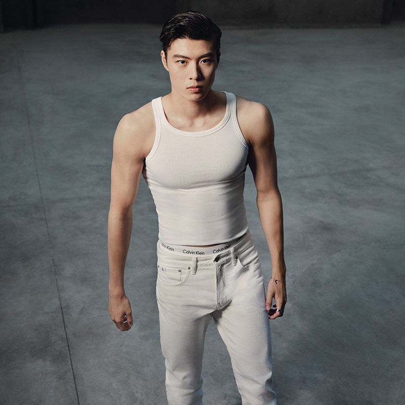 Calvin Klein Minimalist  Straight Cotton Denim Jeans White J325404 圖 6