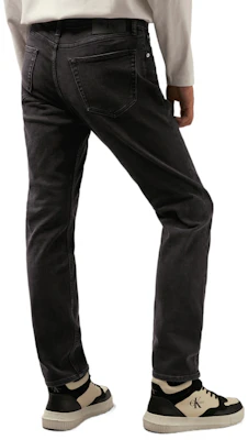 Calvin Klein 極簡復古直筒牛仔褲 黑色 (). J327353 Purchase Calvin Klein 極簡復古直筒牛仔褲 黑色 (). J327353