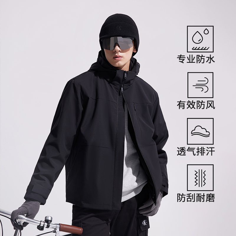 Lookbook Calvin Klein 户外防水防风三合一夹克男女通用登山外套 J400483