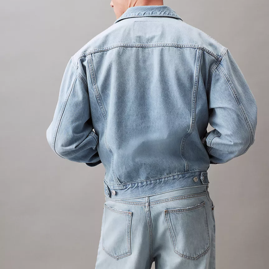 Shop 卡尔文克莱因宽松版蓝色牛仔夹克 40EM740-400