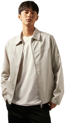 Calvin Klein 复古刺绣棉质拉链夹克 休闲潮流外套 J327344 Shop Calvin Klein 复古刺绣棉质拉链夹克 休闲潮流外套 J327344