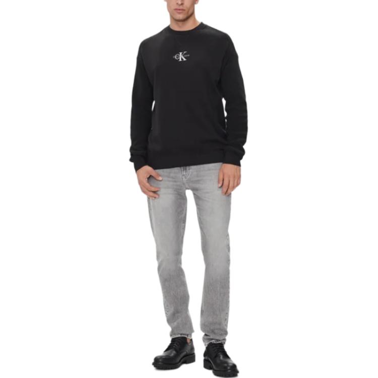 Shop Calvin Klein修身圆领长袖卫衣黑色 J30J325671-BEH