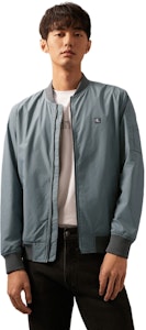 CALVIN KLEIN Chaqueta con Cuello Béisbol y Logo Bordado Solid. J323578-1 Shop CALVIN KLEIN Chaqueta con Cuello Béisbol y Logo Bordado Solid. J323578-1