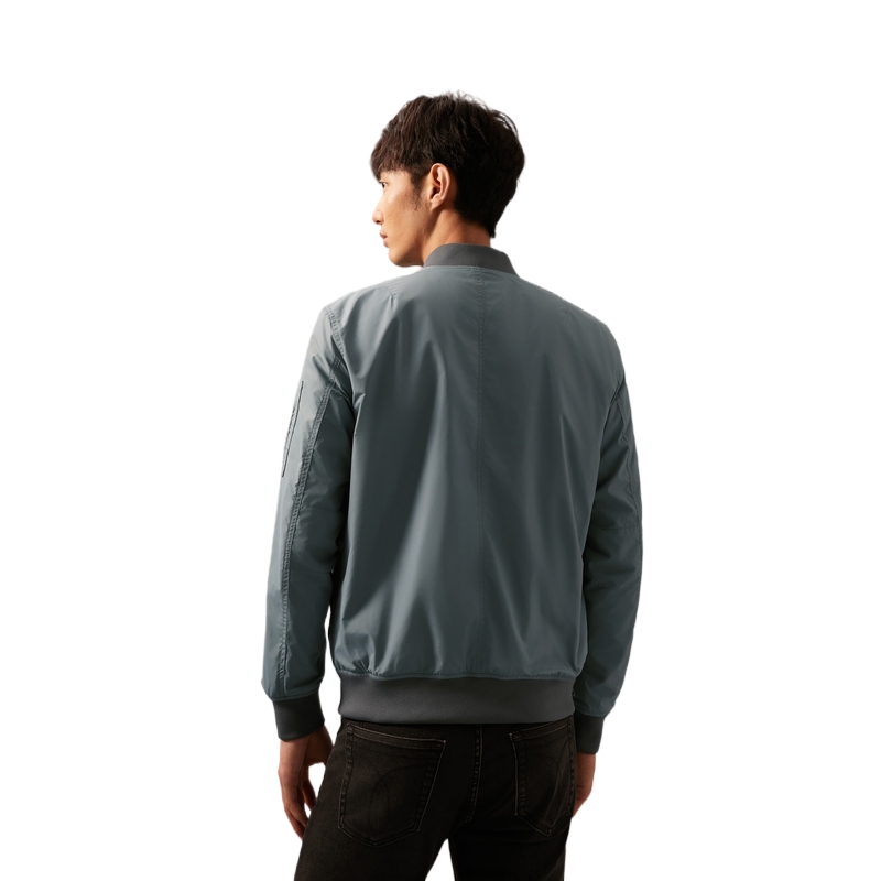 Purchase CALVIN KLEIN Chaqueta con Cuello Béisbol y Logo Bordado Solid. J323578-1