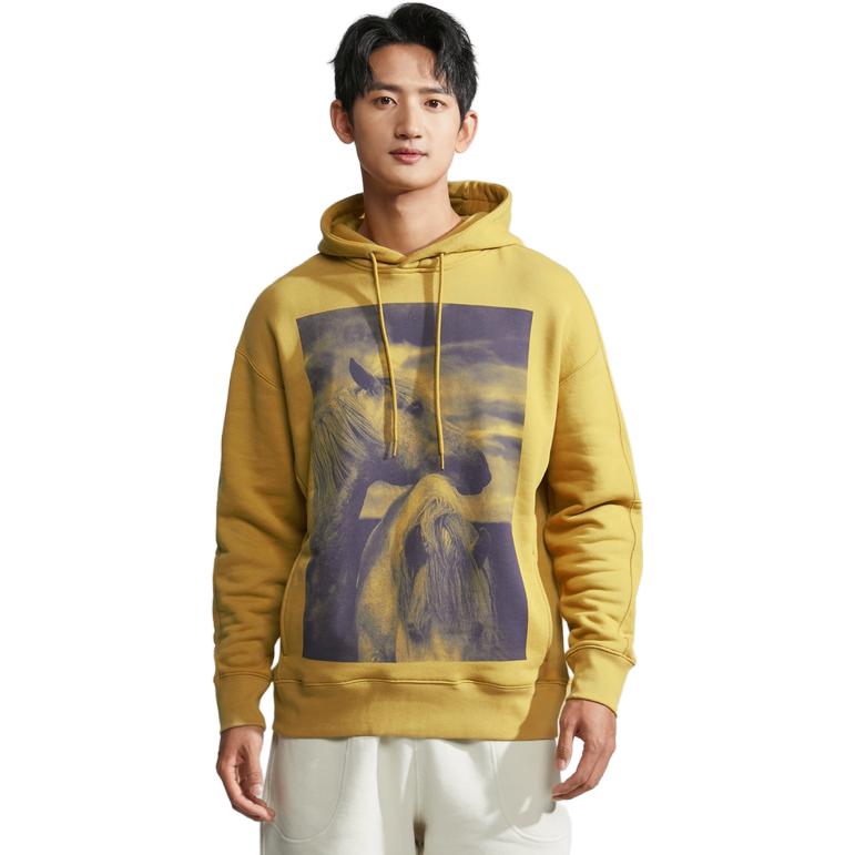 Lookbook Calvin Klein SS23极简印花男女同款姜黄色卫衣 40798ST