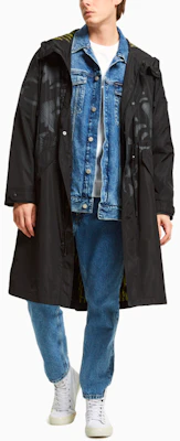 Calvin Klein 老虎紋印花連帽外套 中性 黑色 中長款 J400118-BEH Shop Calvin Klein 老虎紋印花連帽外套 中性 黑色 中長款 J400118-BEH