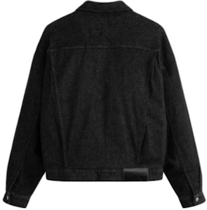 CHAQUETA DE DENIM NEGRA UNISEX HOLGADA CALVIN KLEIN CON CIERRE DE BOTONES. J400340-1BY Lookbook CHAQUETA DE DENIM NEGRA UNISEX HOLGADA CALVIN KLEIN CON CIERRE DE BOTONES. J400340-1BY