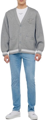 CALVIN KLEIN Unisex V-Neck Letter Print Long Sleeve Knit Sweater J324407 Purchase CALVIN KLEIN Unisex V-Neck Letter Print Long Sleeve Knit Sweater J324407