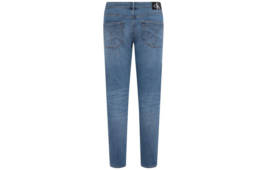 Lookbook Calvin Klein 復古彈性修身牛仔褲 仿舊藍色 J323137-1A4