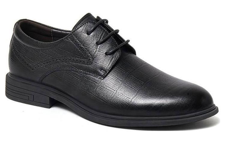 Lookbook Zapatos de Cuero Clásicos CAMEL CROWN con Cordones 'Cómodos y Duraderos'. W132223020